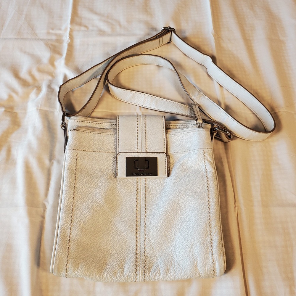 Tignanello Light Gray Leather Crossbody Purse Zip & Flap Closures Organizer EUC